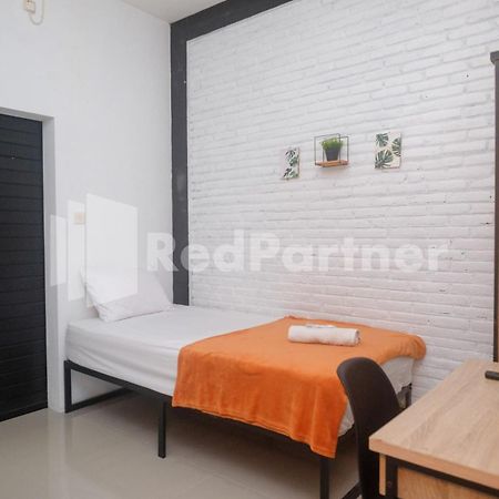 Rumah Daun Timoho Yogyakarta Redpartner Esterno foto