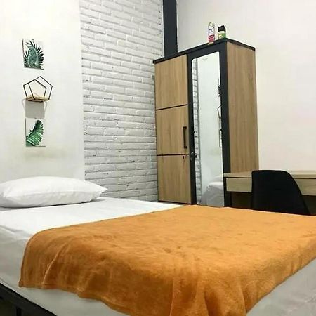 Rumah Daun Timoho Yogyakarta Redpartner Esterno foto