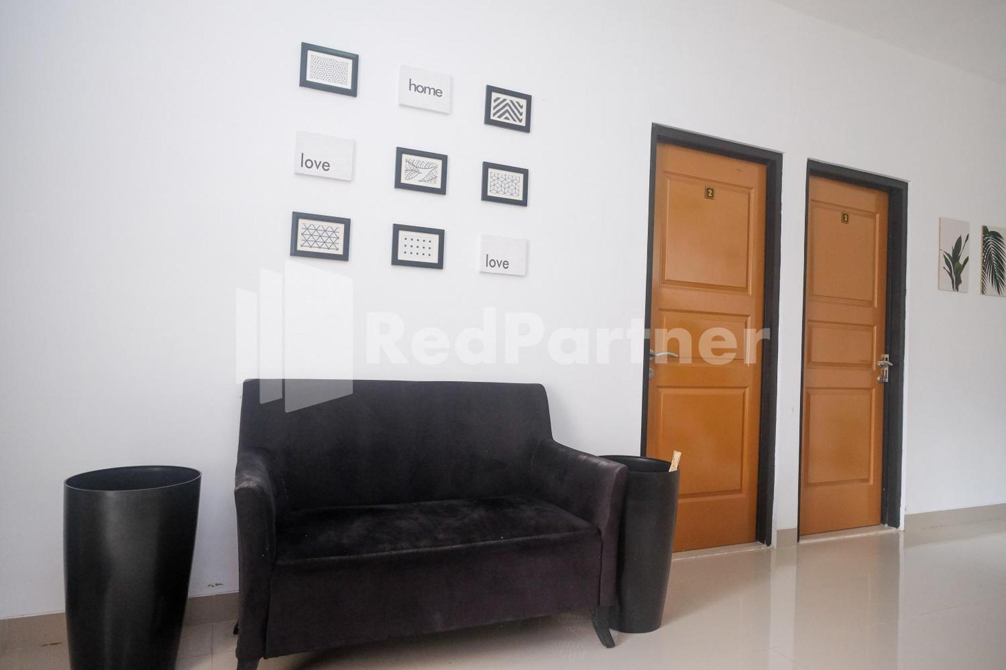 Rumah Daun Timoho Yogyakarta Redpartner Esterno foto